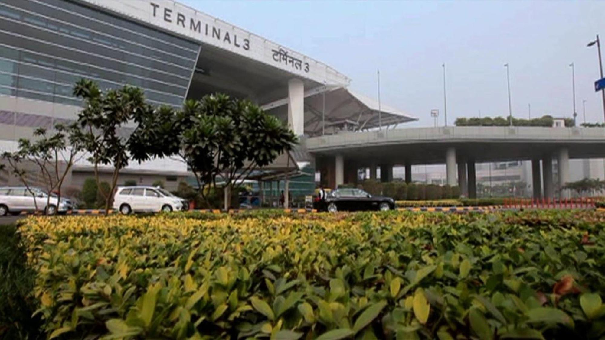 Airport Hotel Edge Home Stay New Delhi Buitenkant foto